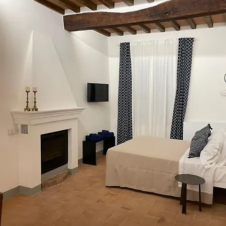 Montepulcianolettings House 펜션
